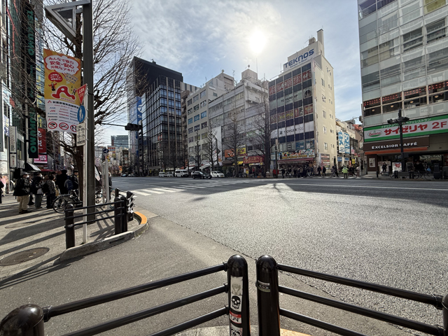 秋葉原