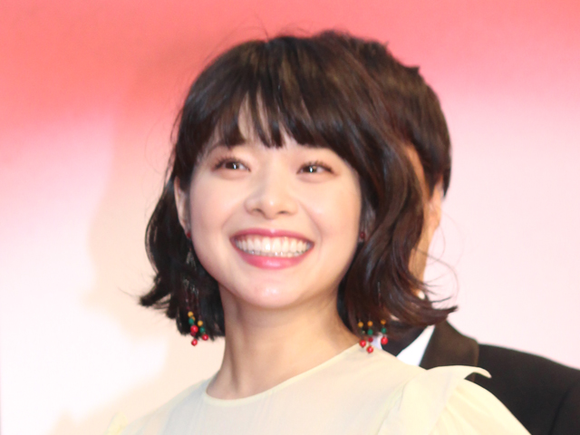 岸井ゆきの