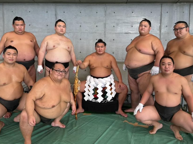 立浪部屋の力士