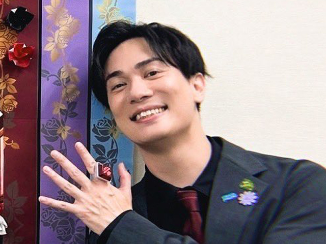 鈴木達央