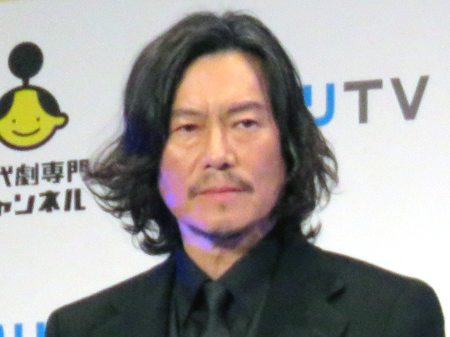 豊川悦司