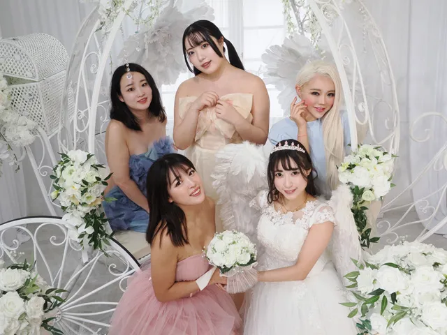 「コラボガールズ2025」の個別撮影会