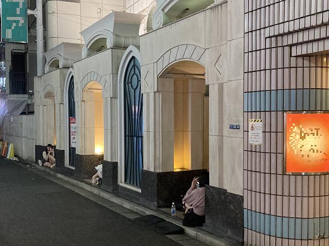 大久保公園近くのホテル街