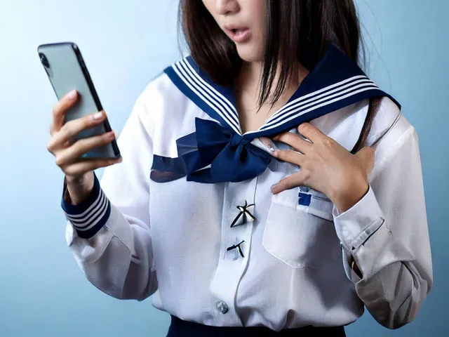 女子高生