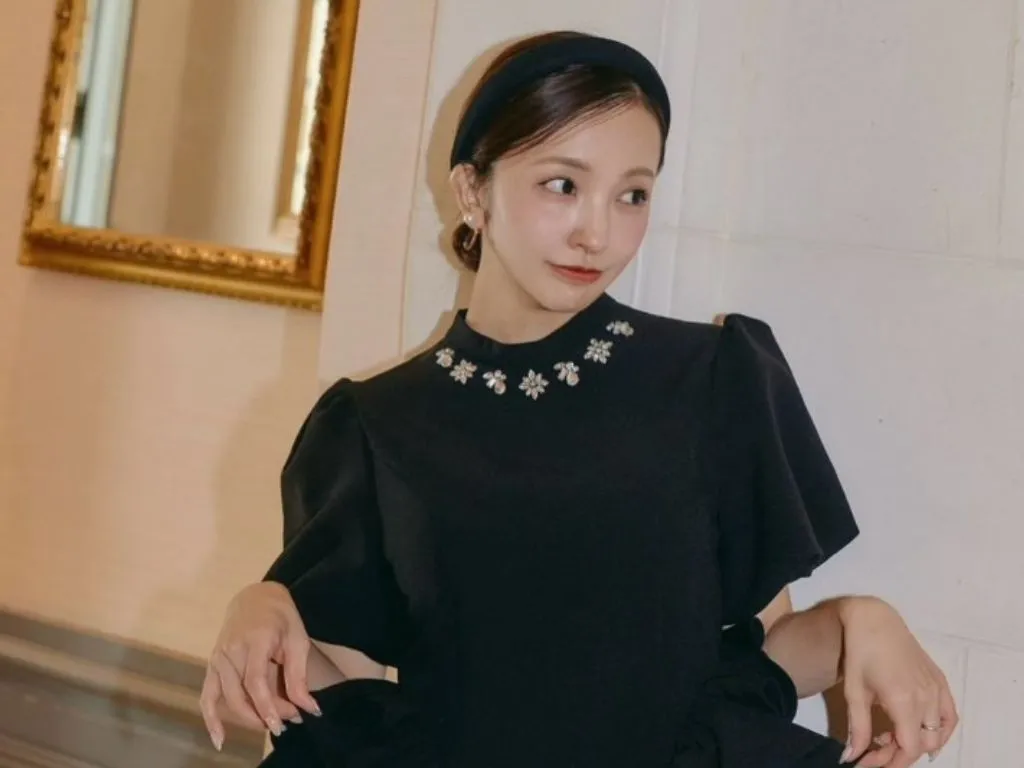 板野友美